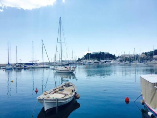 For Harbor Travelers Apartment Piraeus Ngoại thất bức ảnh